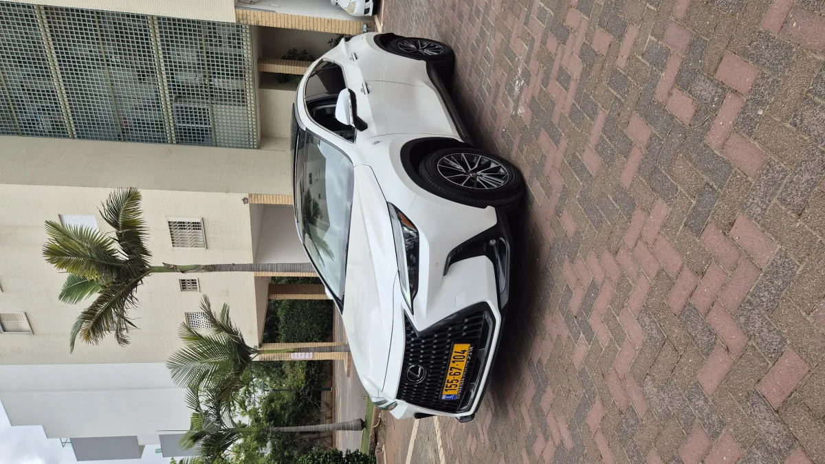 לקסוס NX450PHEV 2025